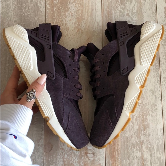 NWT Nike Air huarache run Suede port wine - Picture 3 of 8